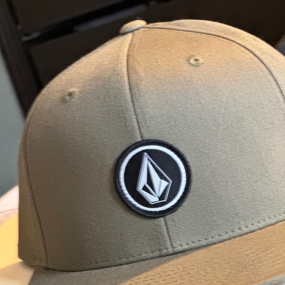 Volcom Hat (Army Green) Os - image 3